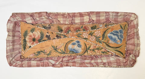 Huron-Wendat Handkerchief or Glove Case