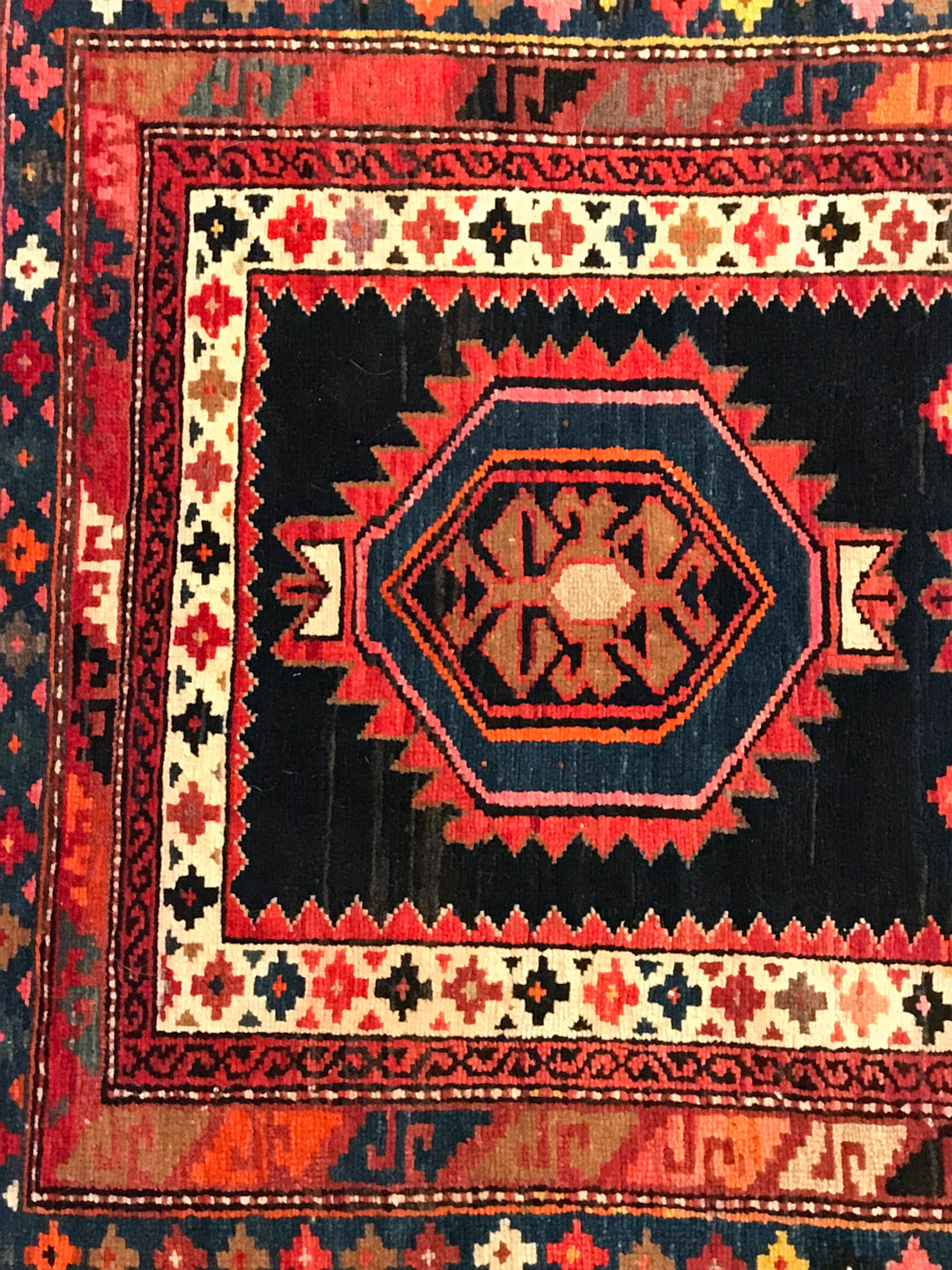 Antique Shirvan Kuba Russian Rug – APPLE BOUTIQUE